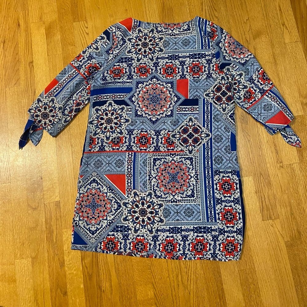 Pattern tunic - Picture 2 of 2